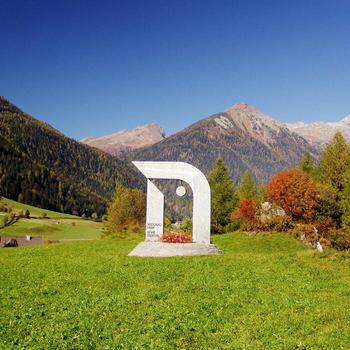 Nationalparkzeichen am Rabisch