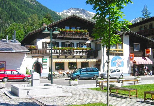 Sportcafe Mallnitz - Frontansicht Sommer