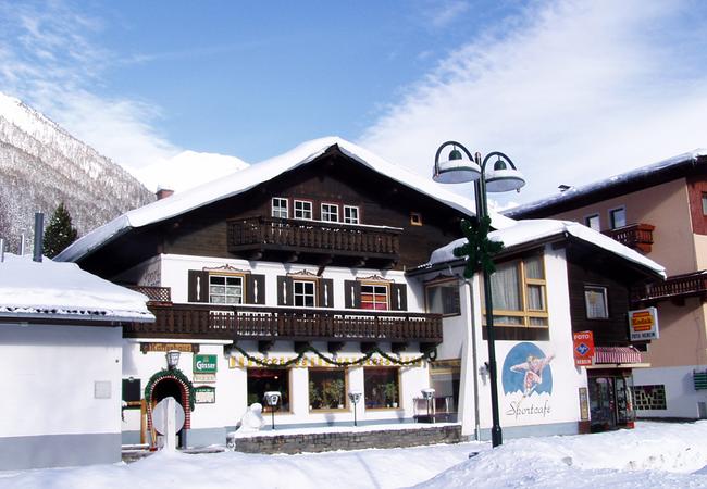 Sportcafe Mallnitz - Frontansicht Winter